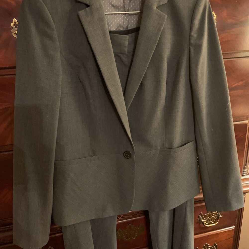 Anne Klein Charcoal Gray Ladies Suit